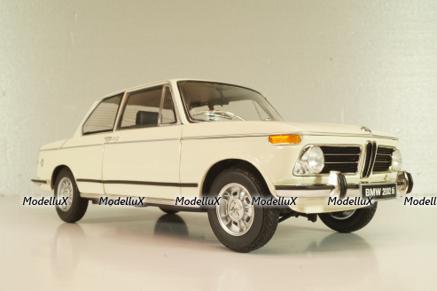 BMW 2002 tii 1972, white, 08543W, Kyosho 1:18