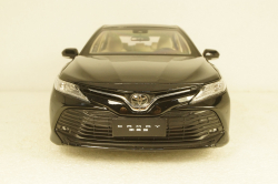 Toyota Camry 2018 8-generation, black, Paudi 1:18