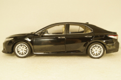 Toyota Camry 2018 8-generation, black, Paudi 1:18