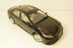 Toyota Camry 2018 8-generation, black, Paudi 1:18