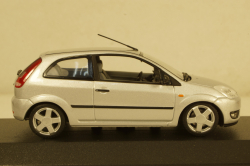 Ford Fiesta 2-door, silver, 2002, Minichamps 1:43