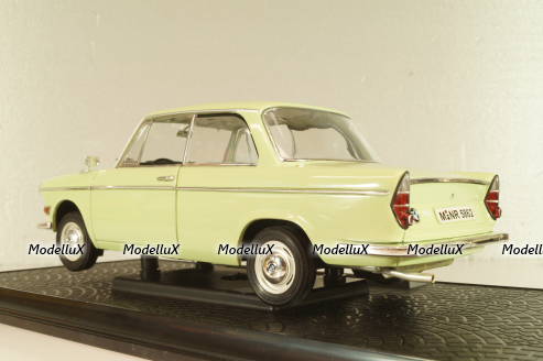 BMW 700 LS Luxus Coupe, light green, 18125, Signature 1:18