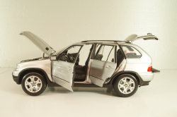 BMW X5 4.4i (E53) 2004, silver, 80439411687, Kyosho 1:18