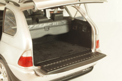 BMW X5 4.4i (E53) 2004, silver, 80439411687, Kyosho 1:18