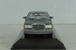 Mercedes-Benz 560 SEL (W126), green, Minichamps 1:43
