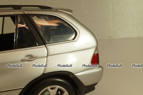 BMW X5 4.4i (E53) 2004, silver, 80439411687, Kyosho 1:18