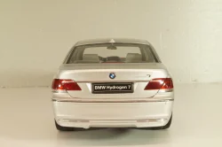 BMW 760 Hydrogen 7 (E66) 2005, silver, 08574S, Kyosho 1:18