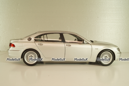 BMW 760 Hydrogen 7 (E66) 2005, silver, 08574S, Kyosho 1:18