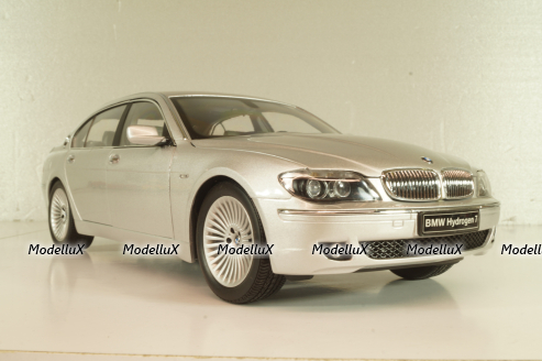 BMW 760 Hydrogen 7 (E66) 2005, silver, 08574S, Kyosho 1:18
