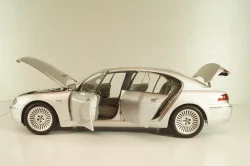 BMW 760 Hydrogen 7 (E66) 2005, silver, 08574S, Kyosho 1:18