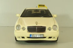 Mercedes-Benz E320 (W210)  Limousine taxi 2001, beige, Sun Star 1:18
