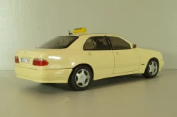 Mercedes-Benz E320 (W210)  Limousine taxi 2001, beige, Sun Star 1:18