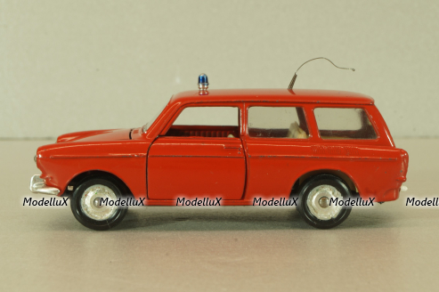 Volkswagen Variant 1600 L fire engine, red, Marklin 1:43 Уценка!