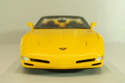 Chevrolet Corvette (C5) Convertible 2000, yellow, 21045, UT Models 1:18