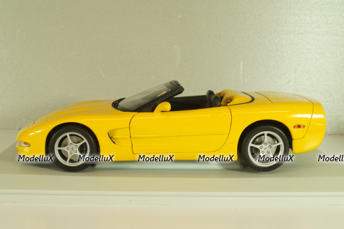 Chevrolet Corvette (C5) Convertible 2000, yellow, 21045, UT Models 1:18