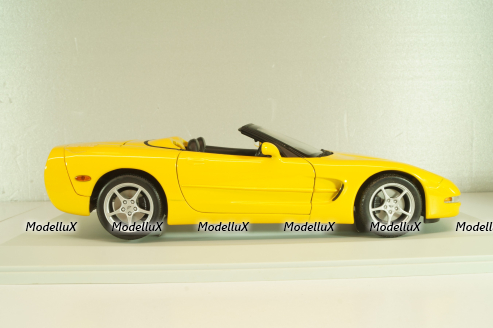 Chevrolet Corvette (C5) Convertible 2000, yellow, 21045, UT Models 1:18