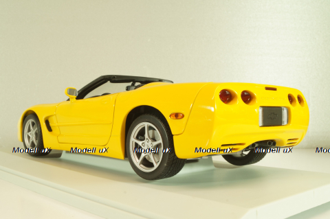 Chevrolet Corvette (C5) Convertible 2000, yellow, 21045, UT Models 1:18