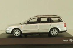 Volkswagen Passat (B5) Variant V6 4Motion 2000, silver, 836916107, Schuco 1:43