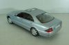 Mercedes S500 (W220) 1998, light blue, Maisto 1:18