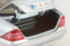 Mercedes S500 (W220) 1998, light blue, Maisto 1:18