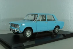 Ваз-2101 Lada 1200 ,1970, bue, ISTTDC1801B Triple9 1:18