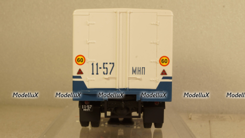 У-94 фургон "Комбинат №14 Мосплодоовощтранс" на шасси Зил-130 , 113029, DiP Models 1:43