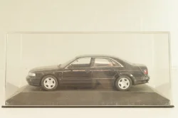 Audi A8 (D2) 1994, dark blue, Minichamps 1:43