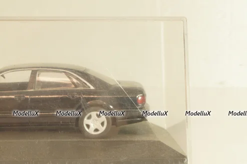 Audi A8 (D2) 1994, dark blue, Minichamps 1:43