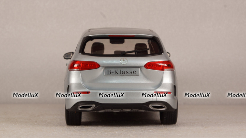 Mercedes B-Klasse (W247), silver, Z-Models 1:18 