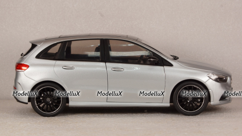 Mercedes B-Klasse (W247), silver, Z-Models 1:18 