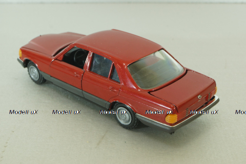 Mercedes 500 SE (W126) 1979 шейховоз, red, NZG 1:35 