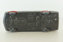 Mercedes 500 SE (W126) 1979 шейховоз, red, NZG 1:35