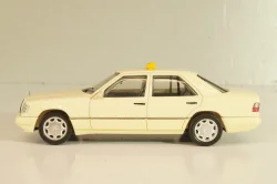 Mercedes-Benz E 320 Taxi (W124), beige, Herpa 1:43