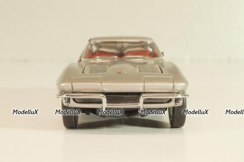 Chevrolet Corvette (C2) 1963, silver,  Franklin Mint 1:43
