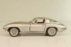 Chevrolet Corvette (C2) 1963, silver,  Franklin Mint 1:43