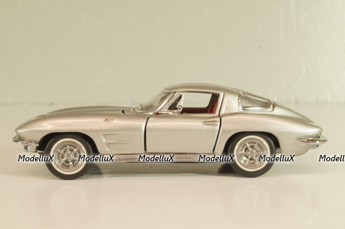 Chevrolet Corvette (C2) 1963, silver,  Franklin Mint 1:43