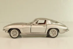 Chevrolet Corvette (C2) 1963, silver,  Franklin Mint 1:43