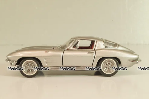 Chevrolet Corvette (C2) 1963, silver,  Franklin Mint 1:43