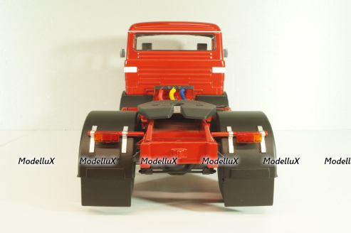 Mercedes LPS 1632 1969, tractor, red/black/white, RK180021, Road Kings 1:18