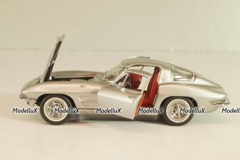 Chevrolet Corvette (C2) 1963, silver,  Franklin Mint 1:43