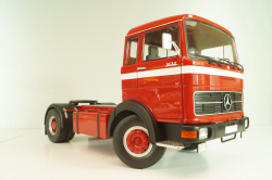 Mercedes LPS 1632 1969, tractor, red/black/white, RK180021, Road Kings 1:18