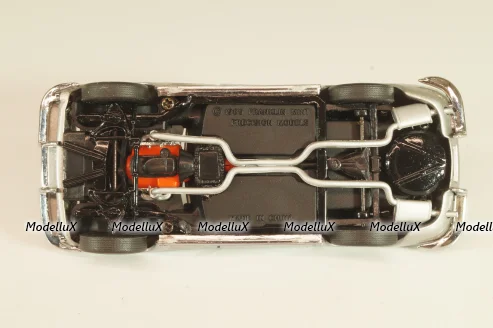 Chevrolet Corvette (C2) 1963, silver,  Franklin Mint 1:43