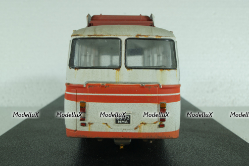 Лаз-695Н, бело-красный, Improved Models 1:43