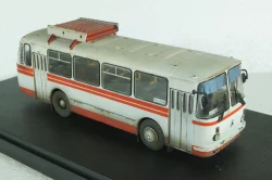Лаз-695Н, бело-красный, Improved Models 1:43