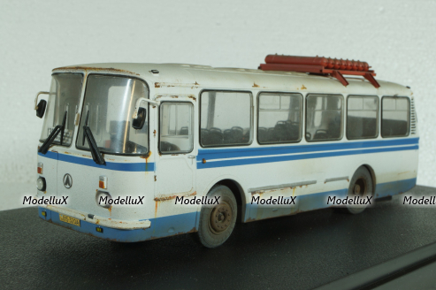 Лаз-695Н "уставший", бело-синий, Improved Models 1:43