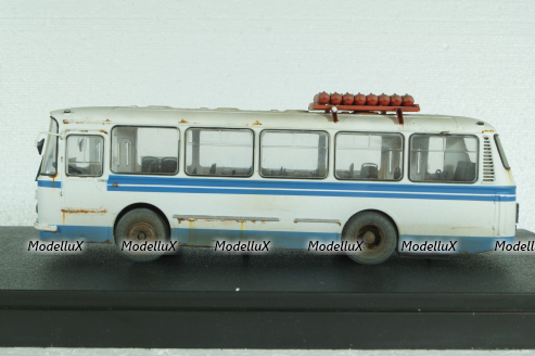 Лаз-695Н "уставший", бело-синий, Improved Models 1:43