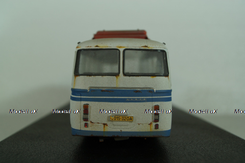 Лаз-695Н "уставший", бело-синий, Improved Models 1:43