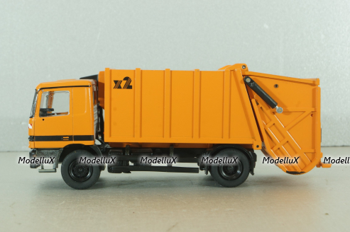 Mercedes Actros Haller M16 x2, garbage truck 2005, yellow, Conrad 1:50