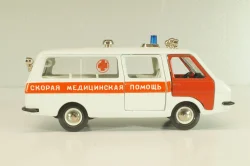 Раф-22031, скорая медицинская помощь, август 88г., Тантал/Радон 1:43