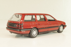 Volkswagen Passat Variant (B3) 1988, red, 1015R, Shabak 1:43